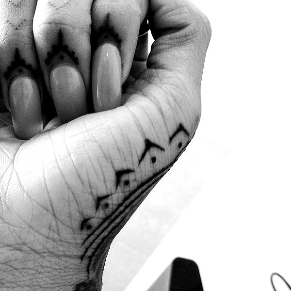 badgalriri instagram image archive image