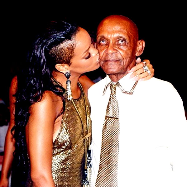 badgalriri instagram image archive image