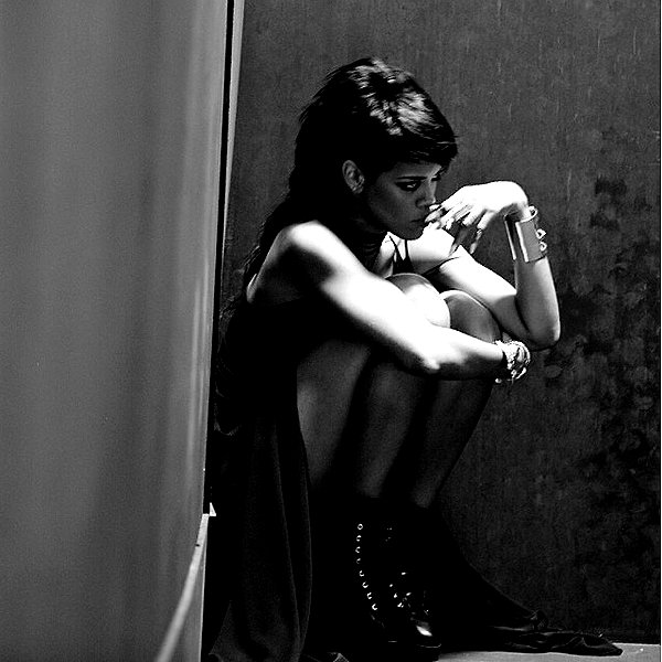 badgalriri instagram image archive image