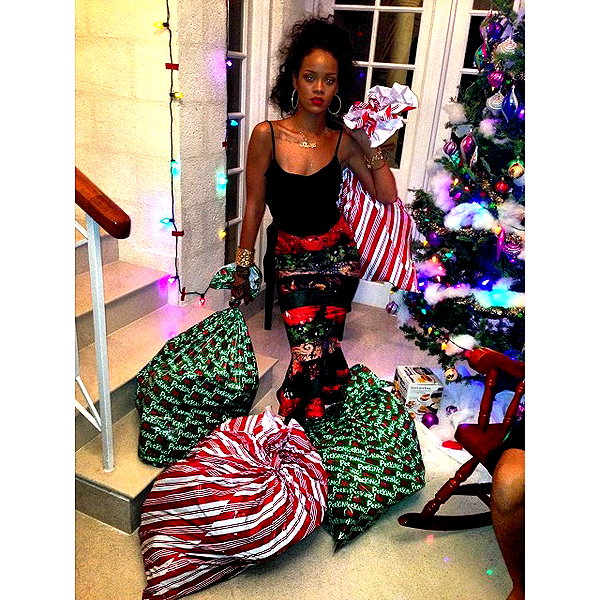 badgalriri instagram image archive image
