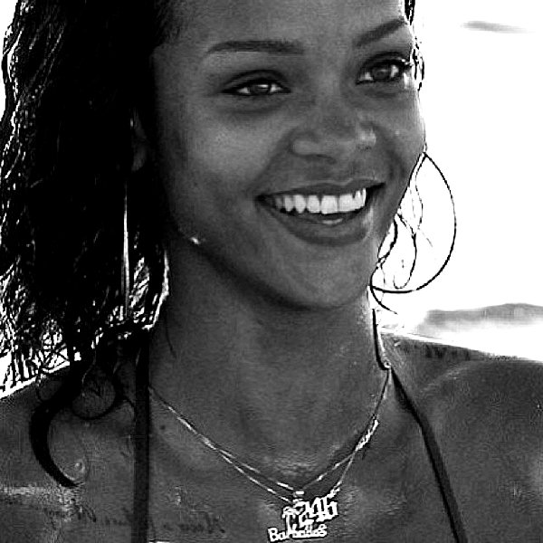 badgalriri instagram image archive image