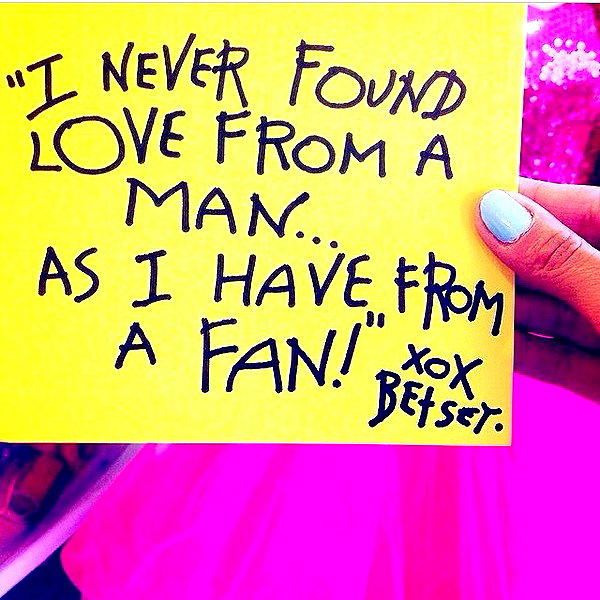 badgalriri instagram image archive image