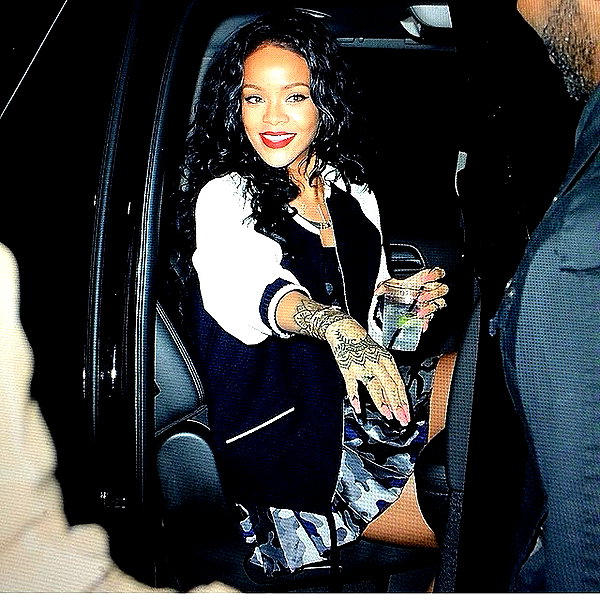 badgalriri instagram image archive image