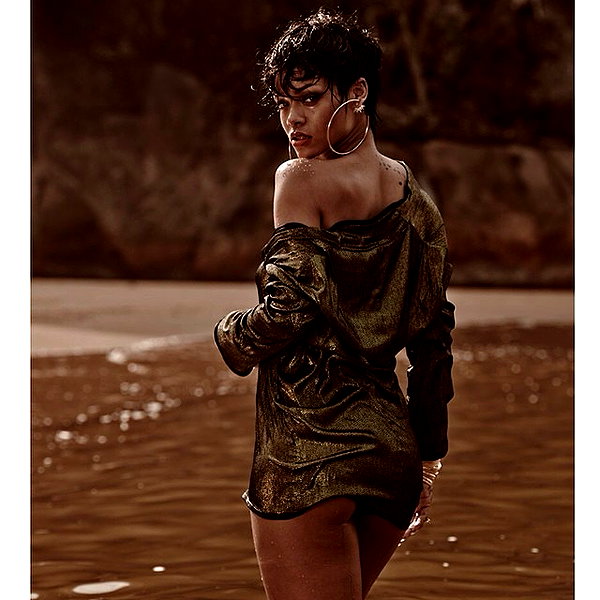 badgalriri instagram image archive image