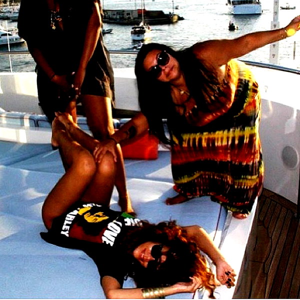 badgalriri instagram image archive image