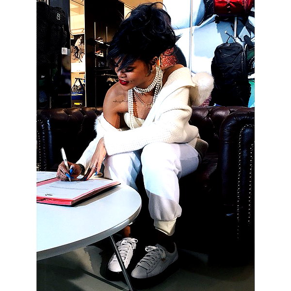 badgalriri instagram image archive image
