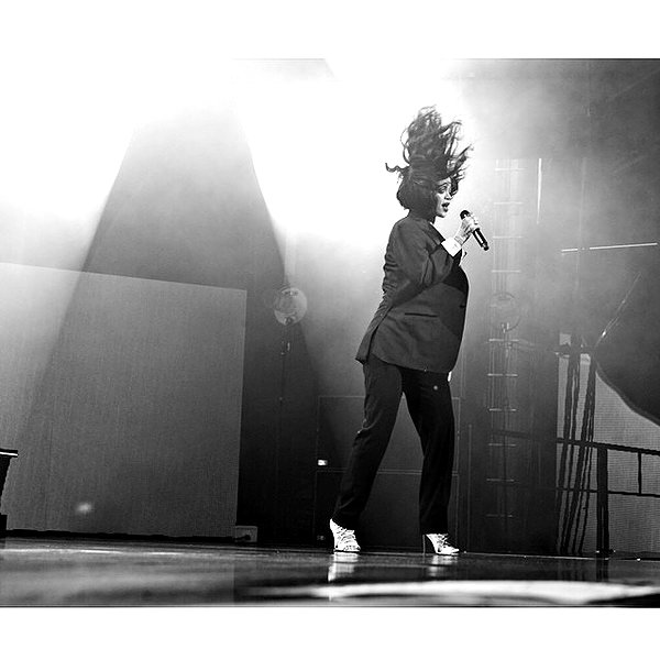 badgalriri instagram image archive image