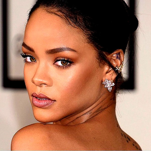 badgalriri instagram image archive image