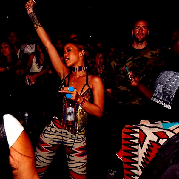 badgalriri instagram image archive image