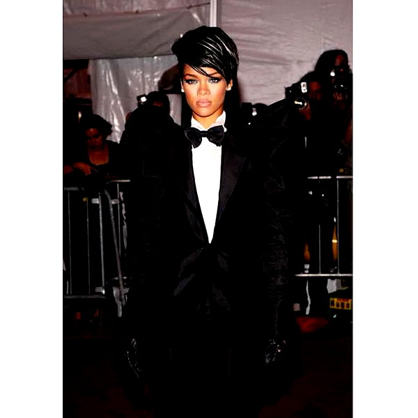 badgalriri instagram image archive image