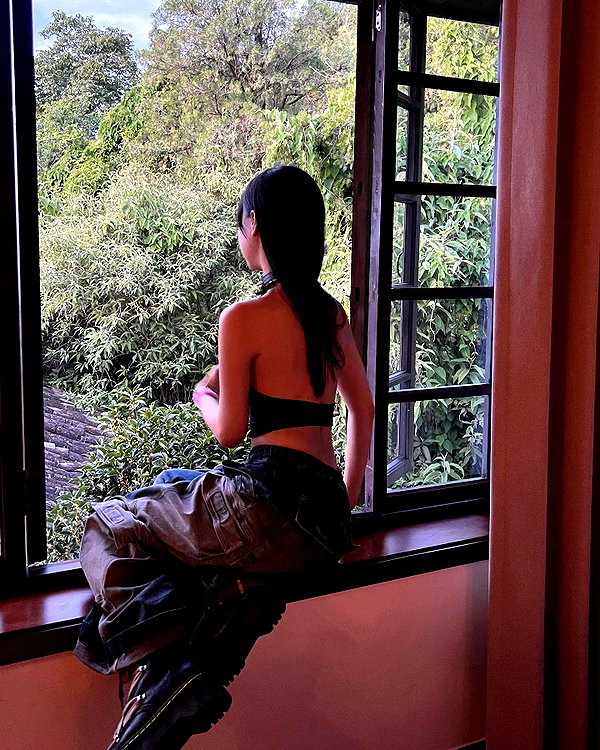 bbanshi instagram image archive image