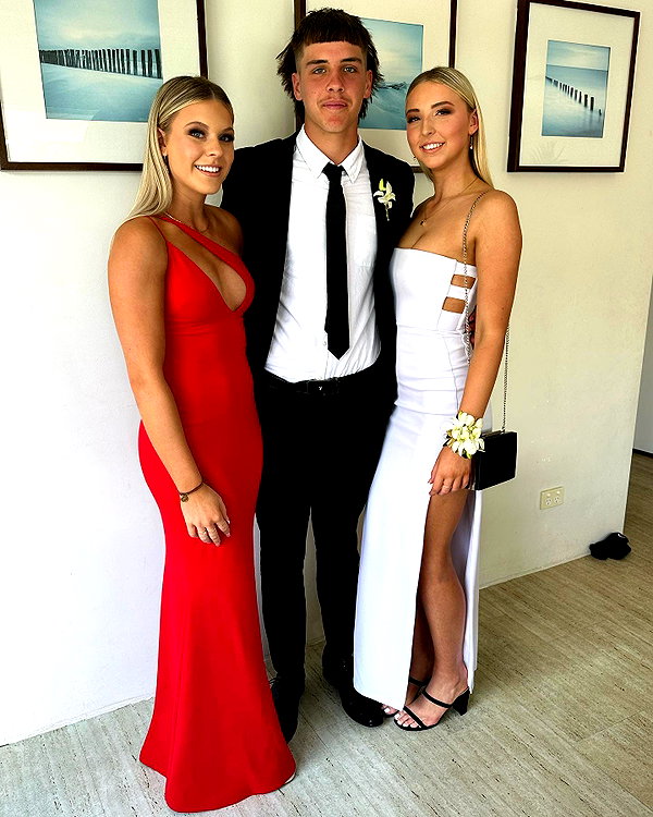 bec_benstead instagram image archive image