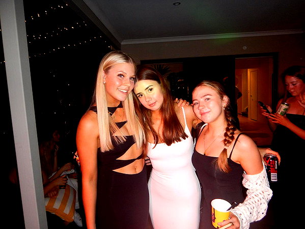 bec_benstead instagram image archive image