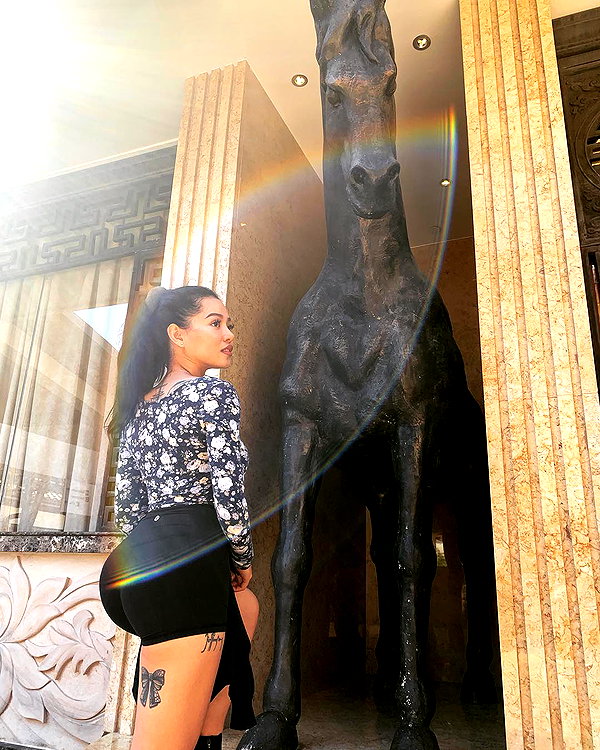 bellapoarch instagram image archive image