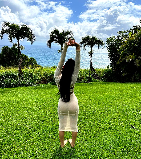 bellapoarch instagram image archive image