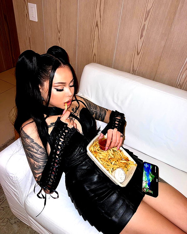bellapoarch instagram image archive image