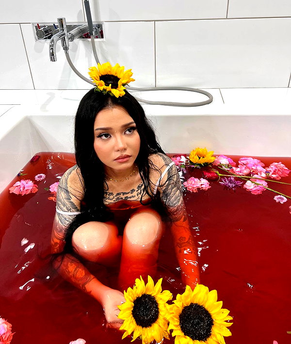 bellapoarch instagram image archive image