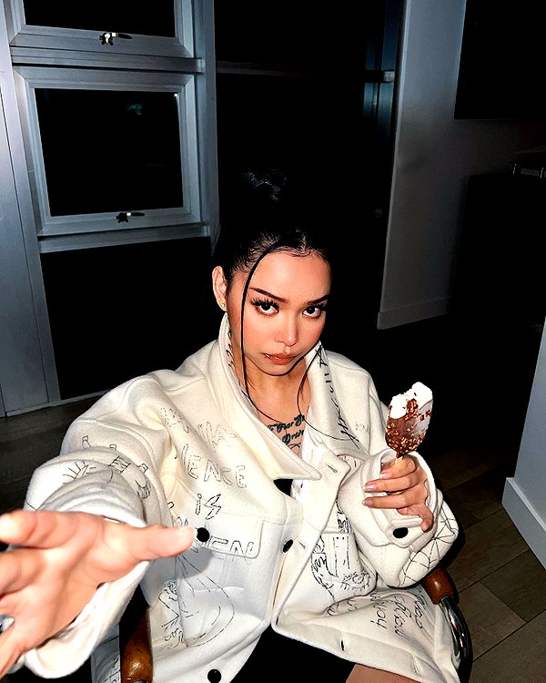 bellapoarch instagram image archive image