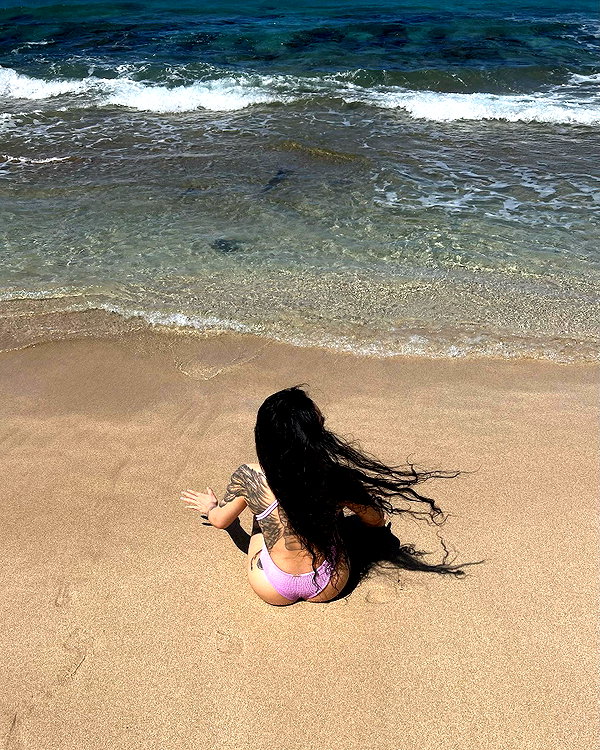 bellapoarch instagram image archive image