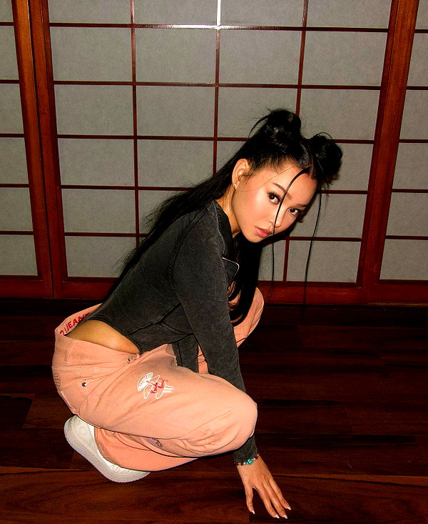 bellapoarch instagram image archive image