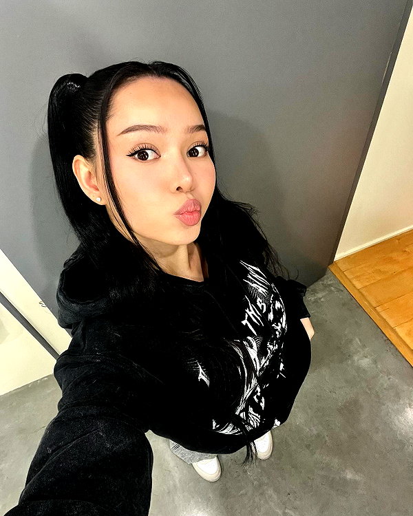 bellapoarch instagram image archive image
