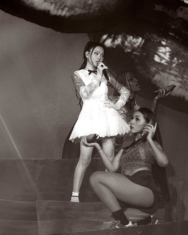 bellapoarch instagram image archive image