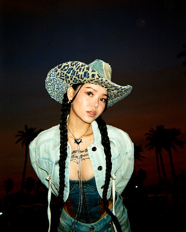bellapoarch instagram image archive image