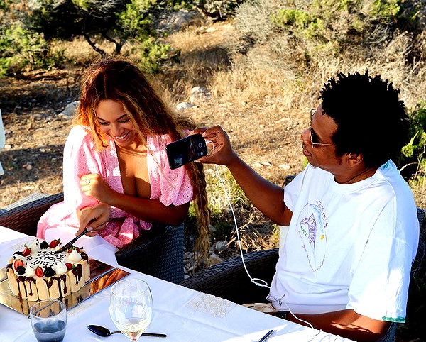 beyonce instagram image archive image
