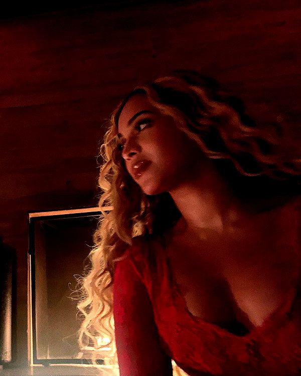 beyonce instagram image archive image
