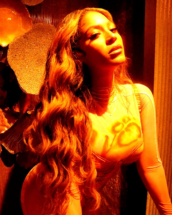 beyonce instagram image archive image