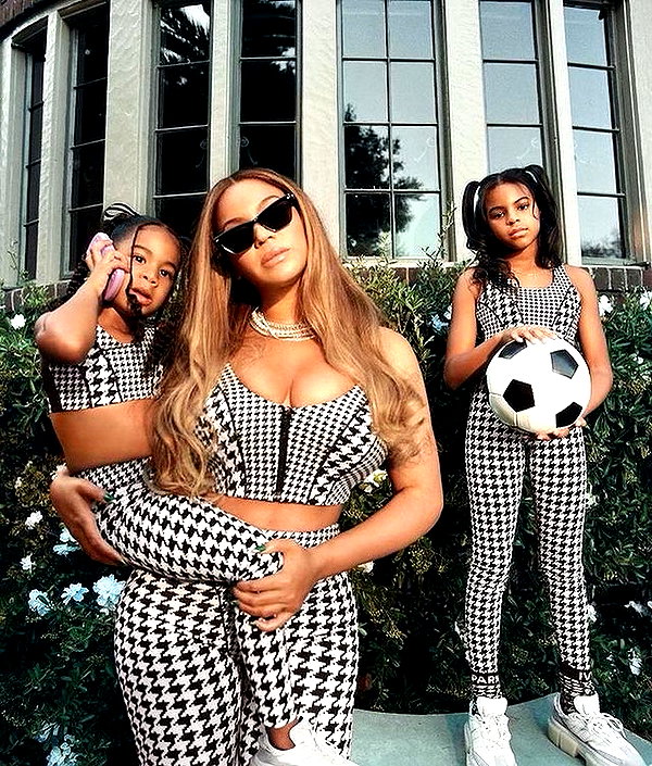beyonce instagram image archive image