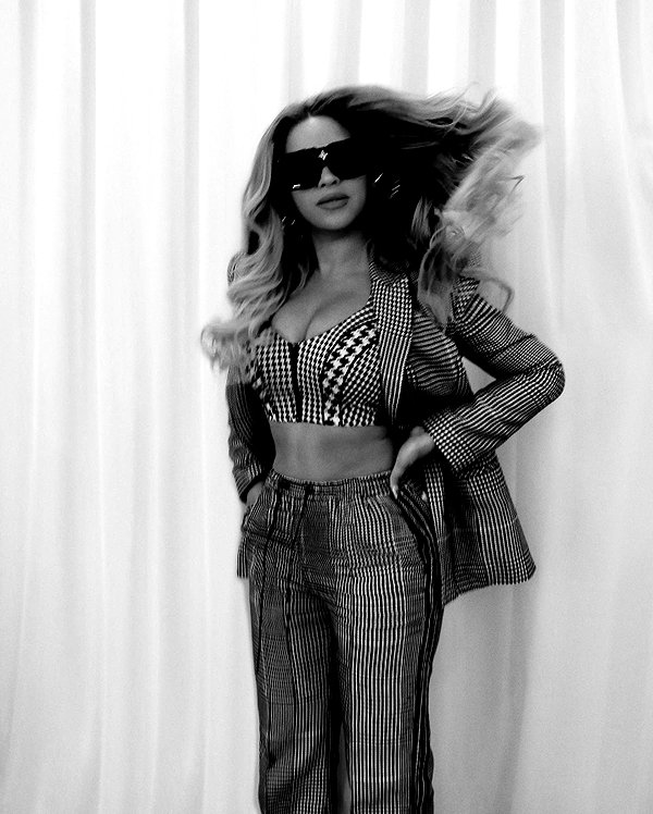beyonce instagram image archive image