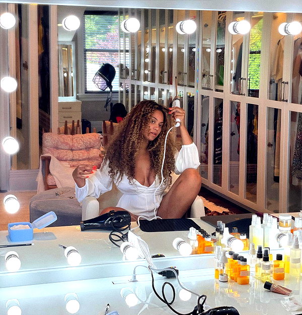 beyonce instagram image archive image
