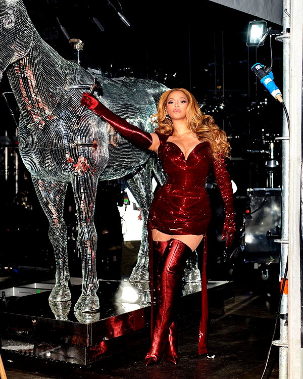 beyonce instagram image archive image
