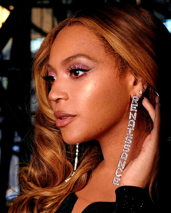beyonce instagram image archive image