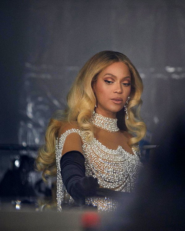 beyonce instagram image archive image