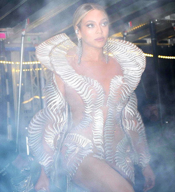 beyonce instagram image archive image