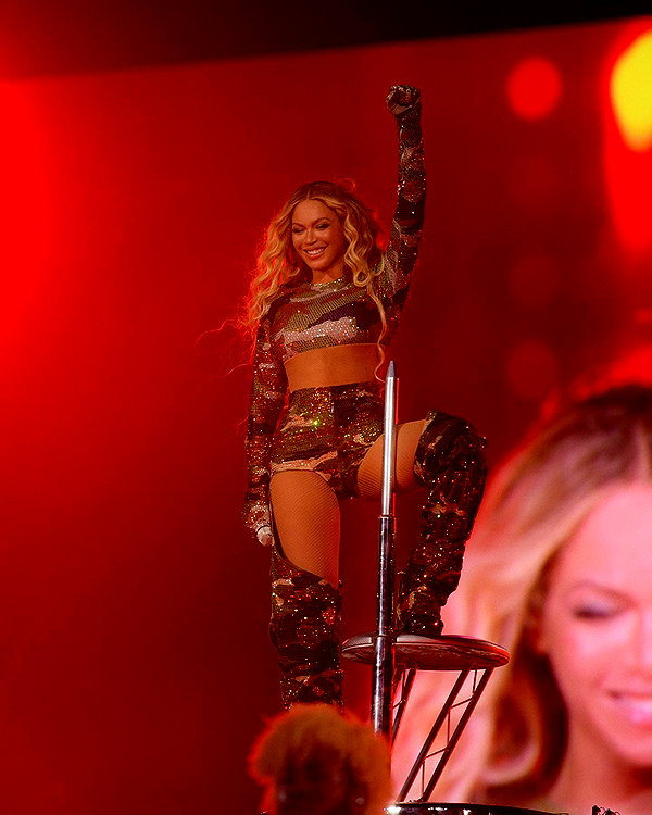 beyonce instagram image archive image