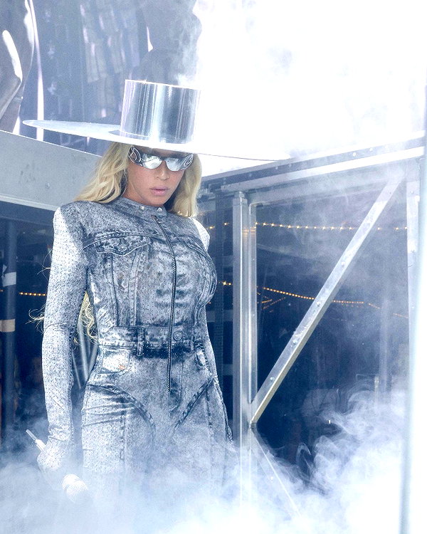 beyonce instagram image archive image