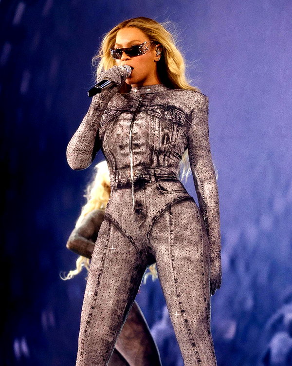 beyonce instagram image archive image
