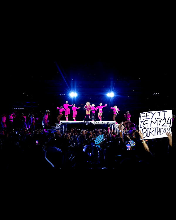 beyonce instagram image archive image