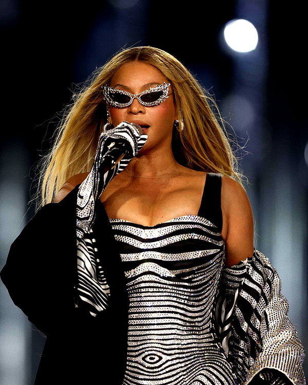 beyonce instagram image archive image