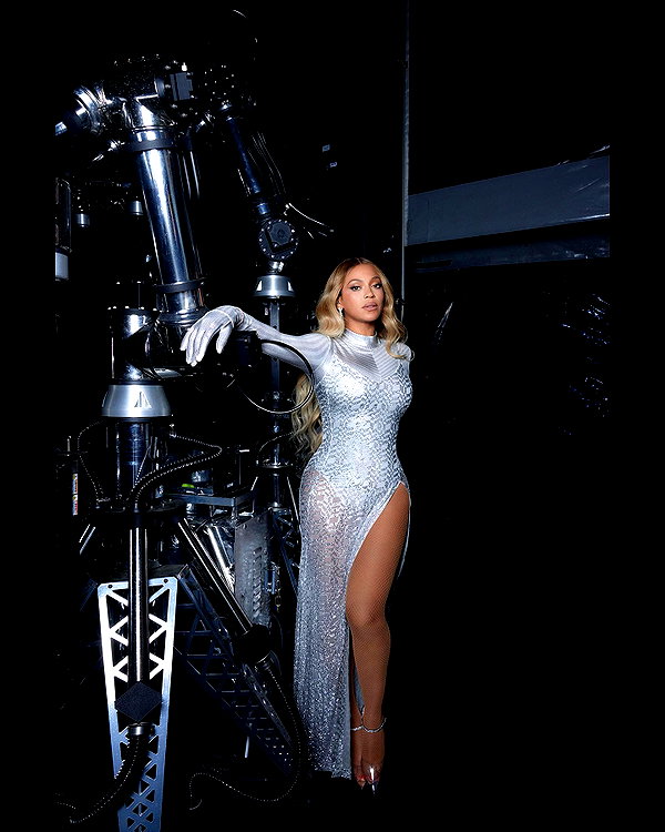 beyonce instagram image archive image