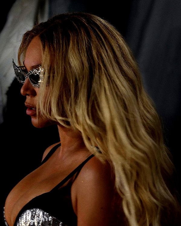 beyonce instagram image archive image