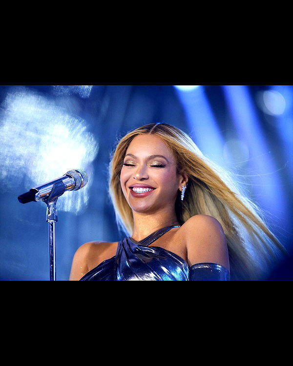beyonce instagram image archive image
