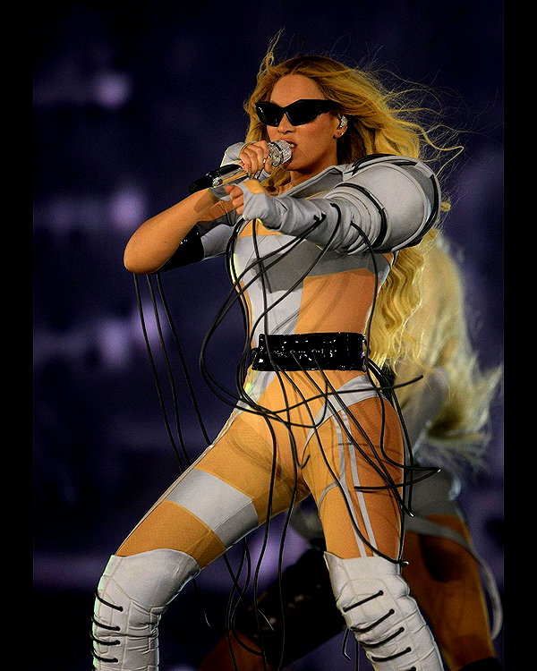 beyonce instagram image archive image