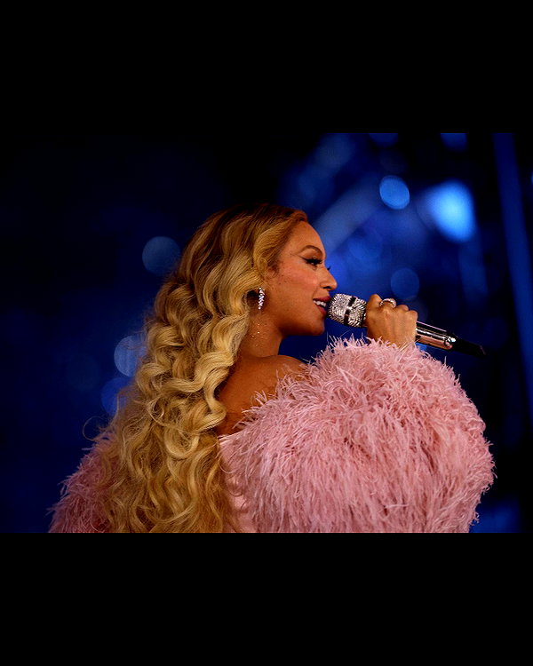 beyonce instagram image archive image