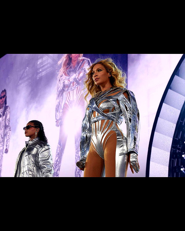 beyonce instagram image archive image