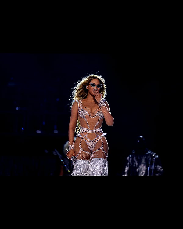 beyonce instagram image archive image