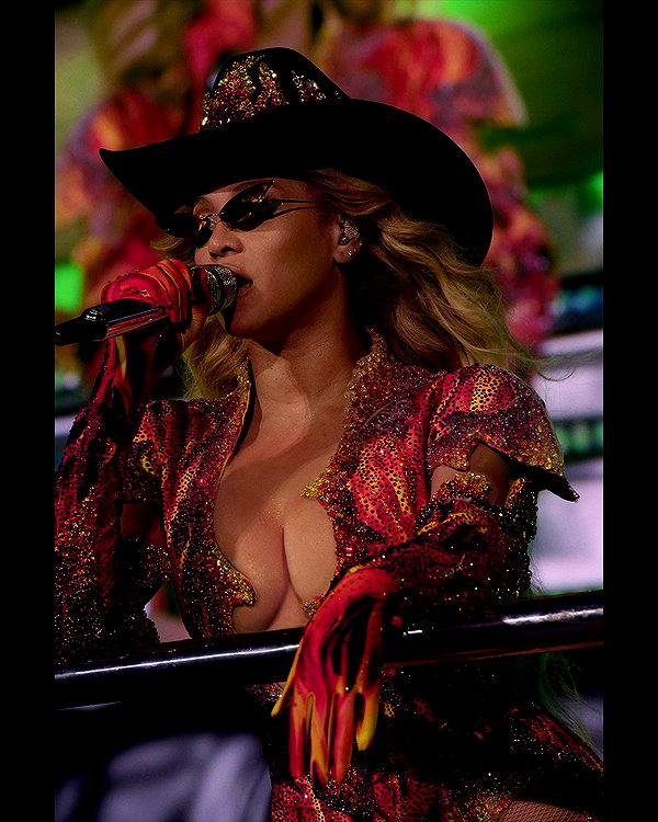 beyonce instagram image archive image